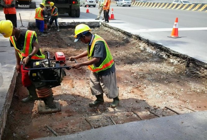 Pelatihan Pemeliharaan Jalan dan Bangunan