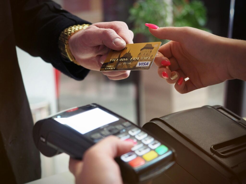 Teknologi Lanjutan E-Banking