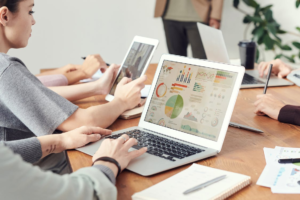 Business Intelligence untuk Pengelolaan Data Operasional